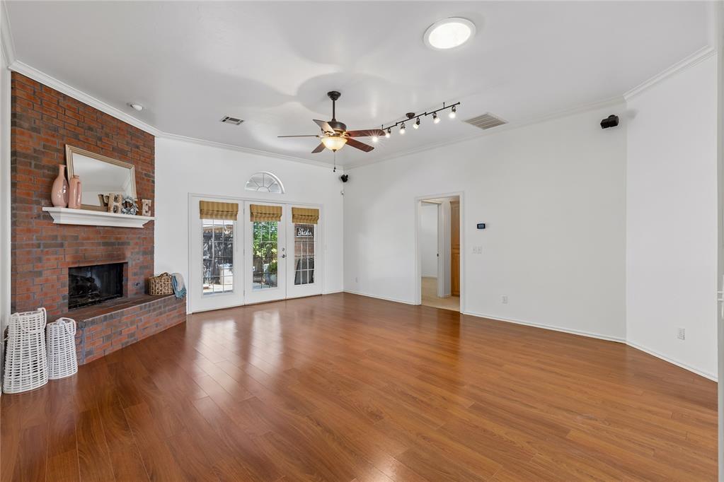 4431 Alturas Court Property Photo 2
