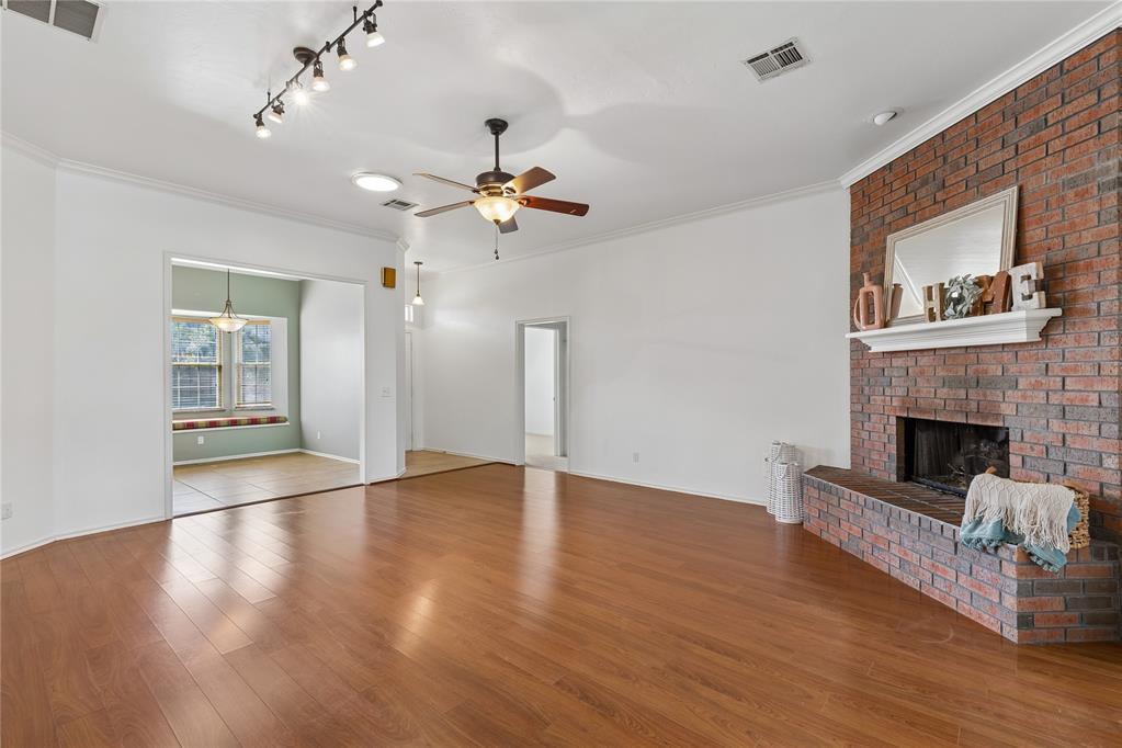 4431 Alturas Court Property Photo 3