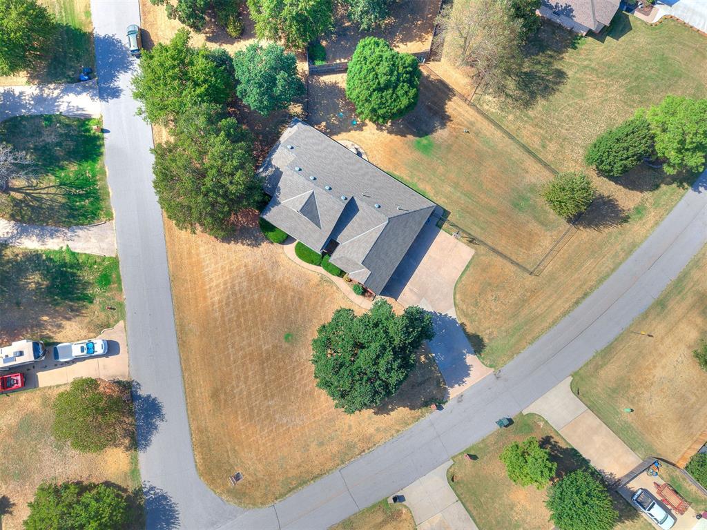 7001 Mid Iron Lane Property Photo 16