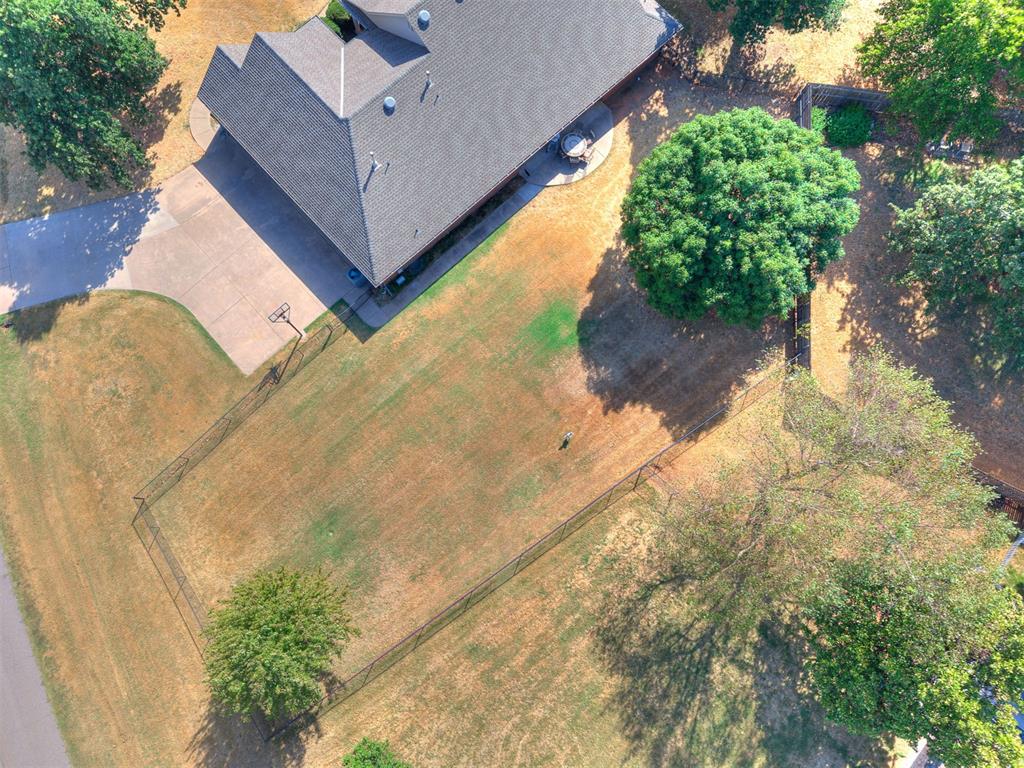 7001 Mid Iron Lane Property Photo 17