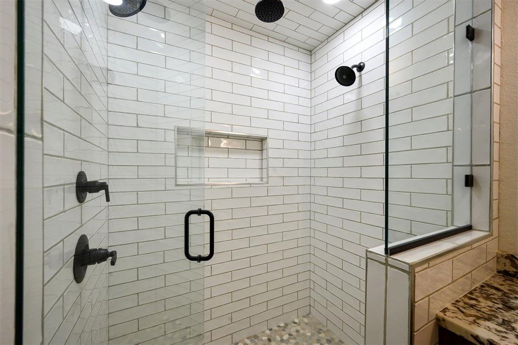 510 W Adams Street Property Photo 18