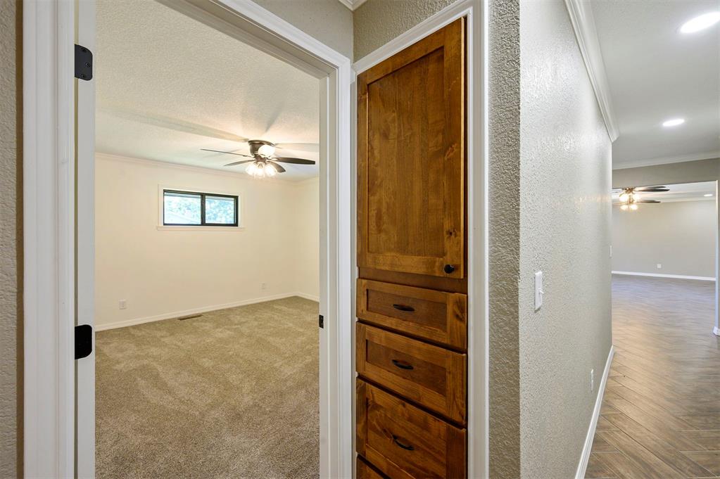 510 W Adams Street Property Photo 19