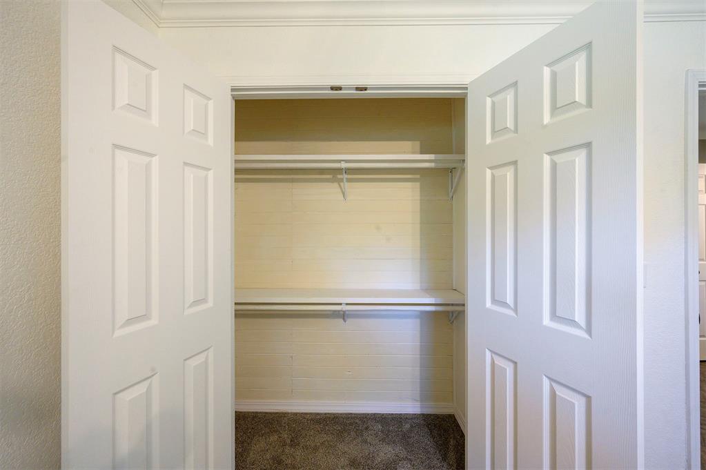 510 W Adams Street Property Photo 22