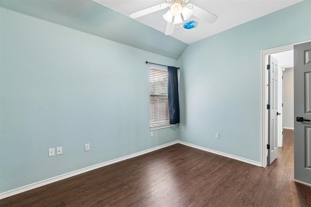 2214 Cedar Pointe Circle Property Photo 25