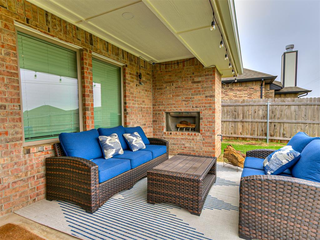 8733 Poppey Place Property Photo 33