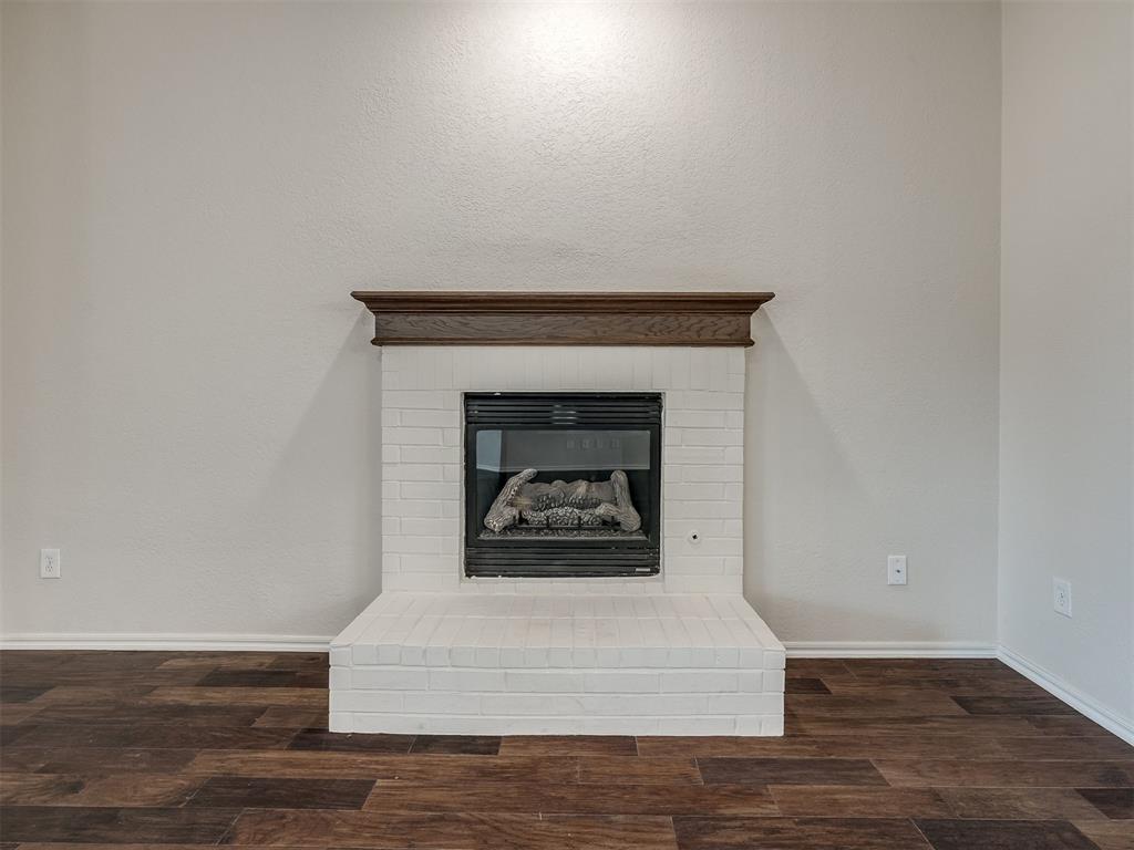 2304 Se 5th Street Property Photo 2
