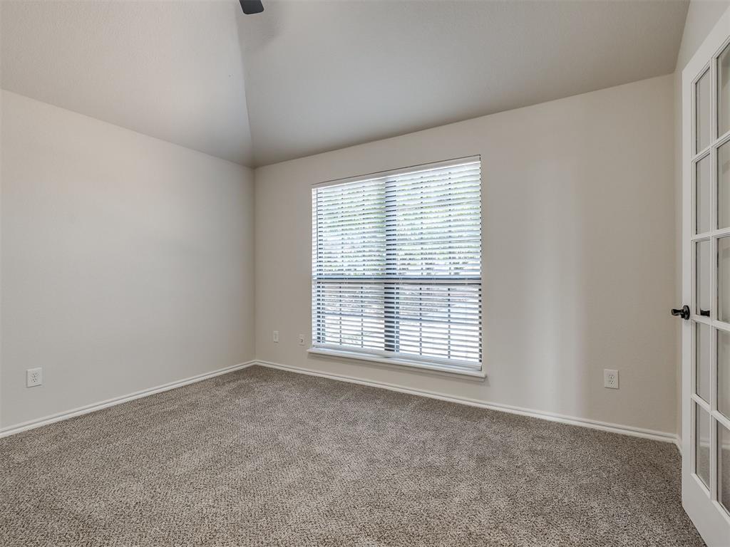2304 Se 5th Street Property Photo 10