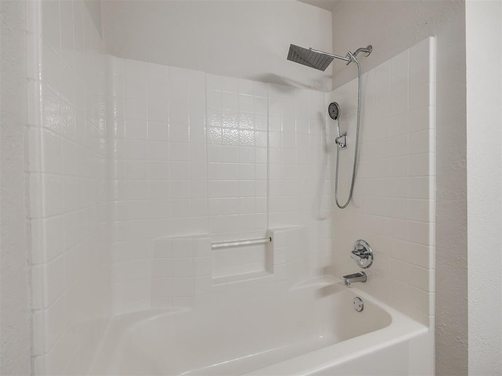 2304 Se 5th Street Property Photo 13