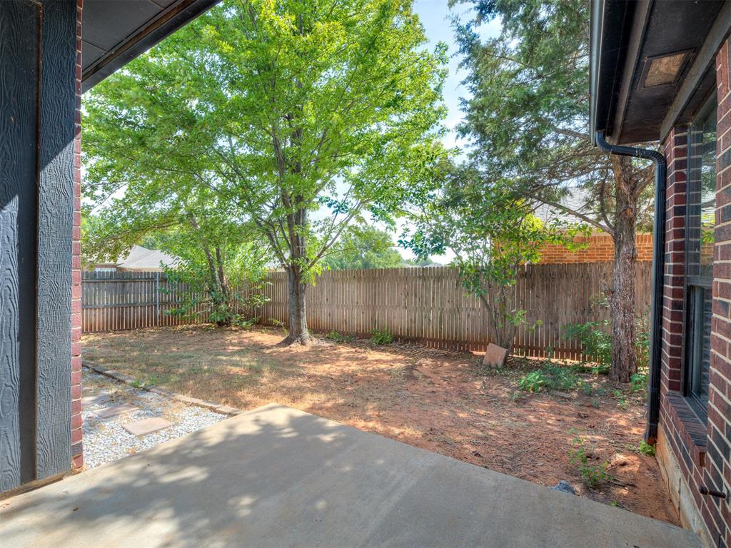 2304 Se 5th Street Property Photo 18