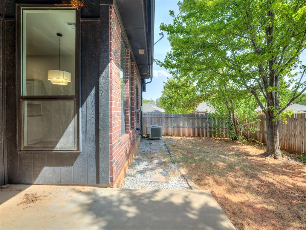 2304 Se 5th Street Property Photo 19