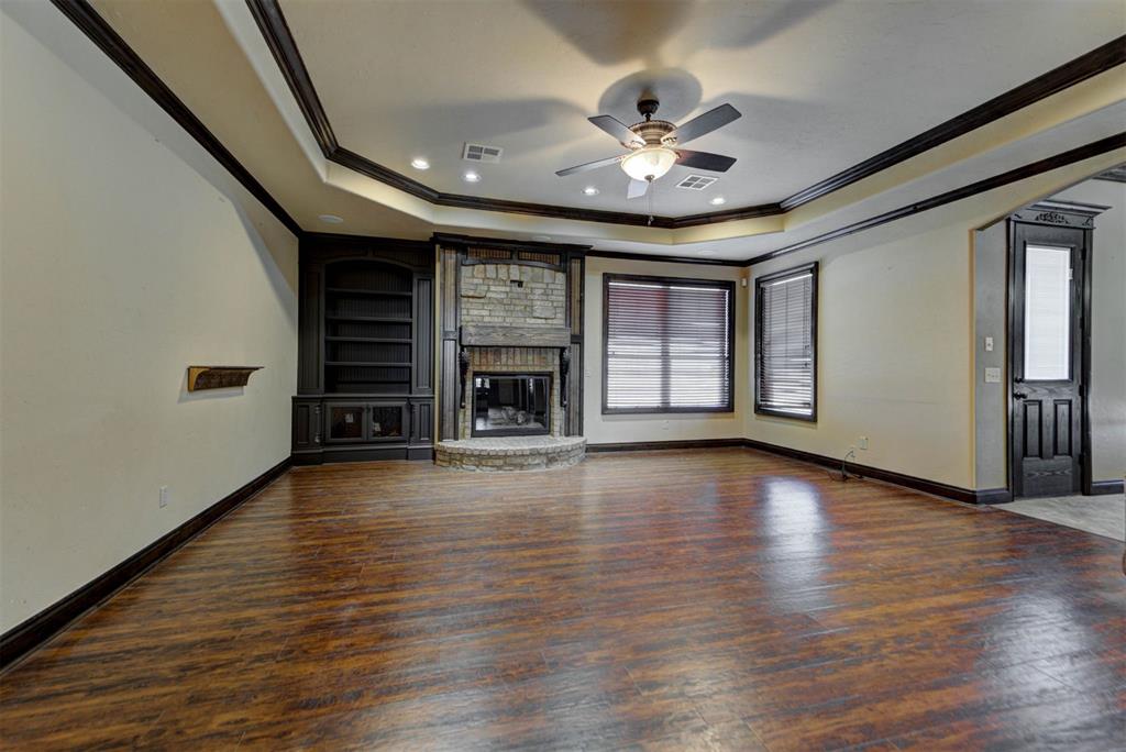9411 Dickerson Ne Road Property Photo 7