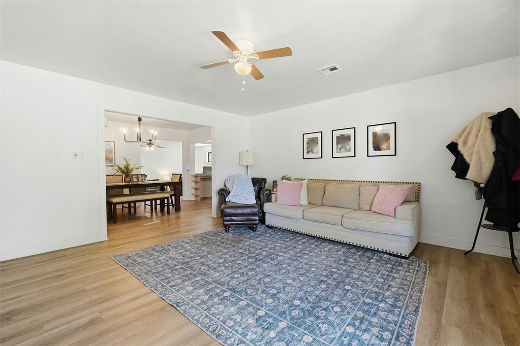 120 E Van Buren Street Property Photo 5