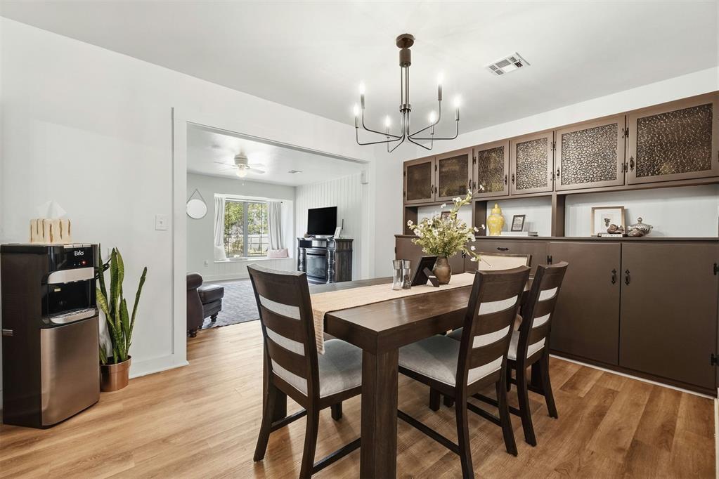 120 E Van Buren Street Property Photo 8