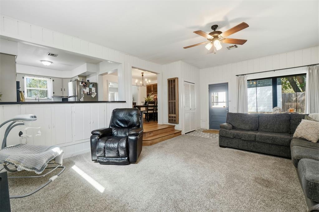 120 E Van Buren Street Property Photo 15