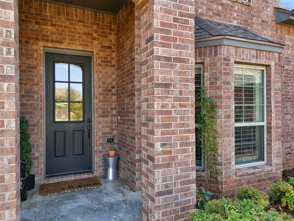 18414 Frontier Trail Property Photo 2