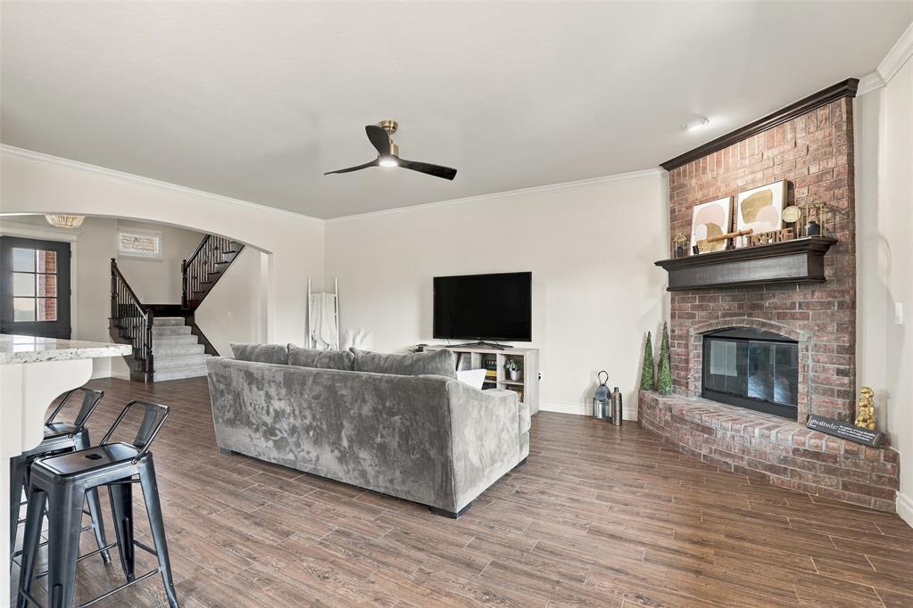 18414 Frontier Trail Property Photo 6