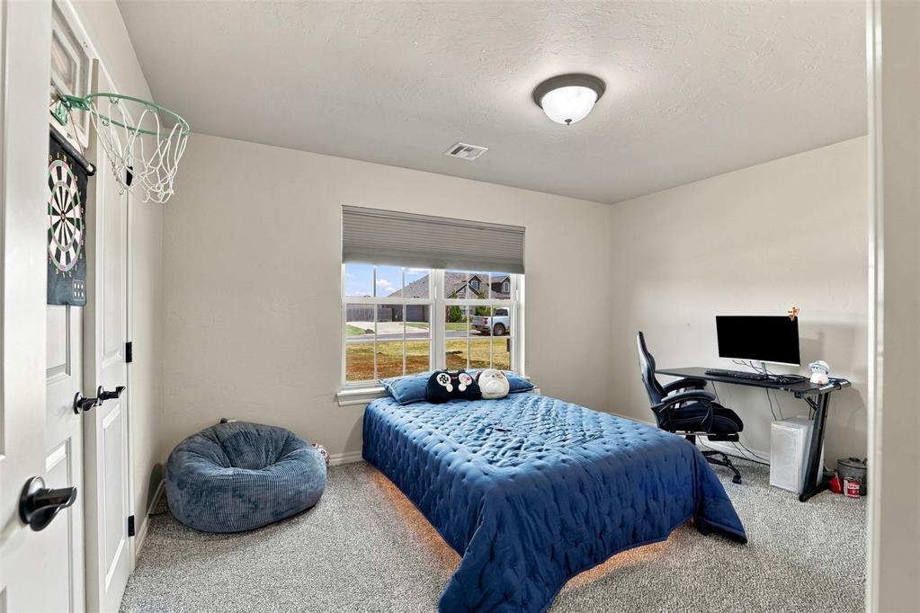 18414 Frontier Trail Property Photo 15
