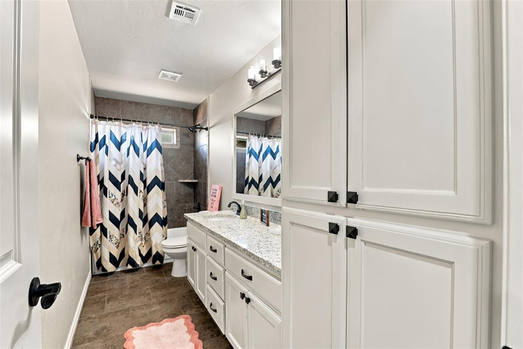 18414 Frontier Trail Property Photo 18