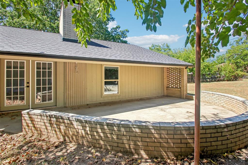600 Diamond Street Property Photo 27