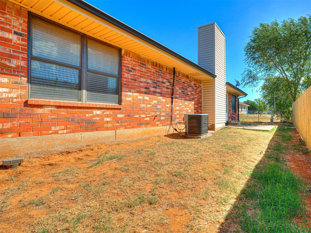 8712 Oakridge Drive Property Photo 22
