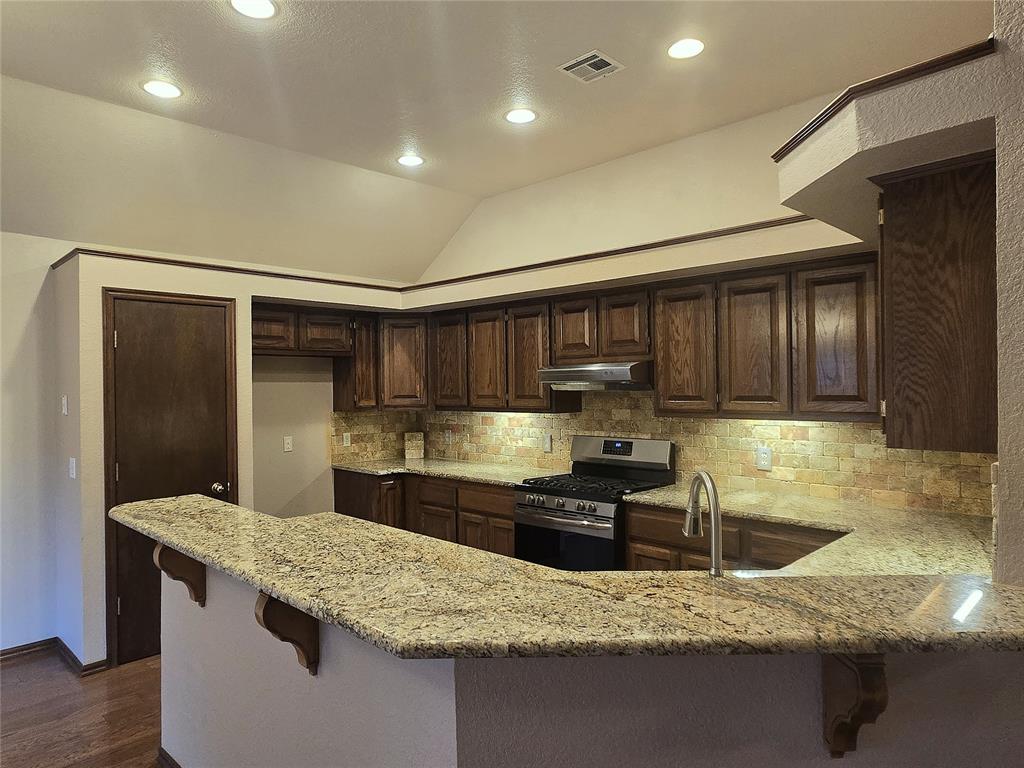 6417 Saddleback Drive Property Photo 11