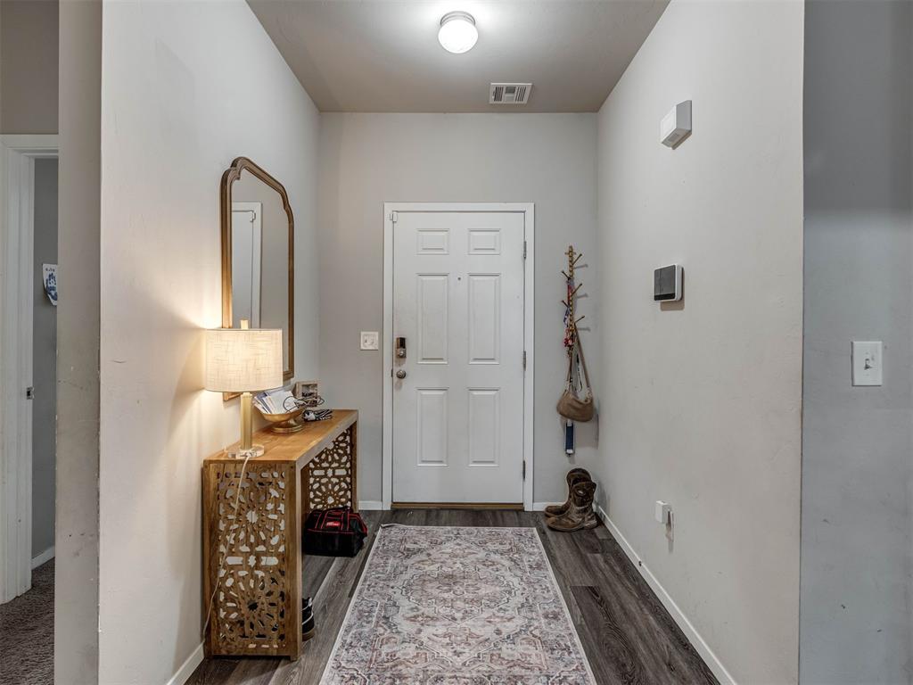1411 Chuck Wagon Drive Property Photo 3