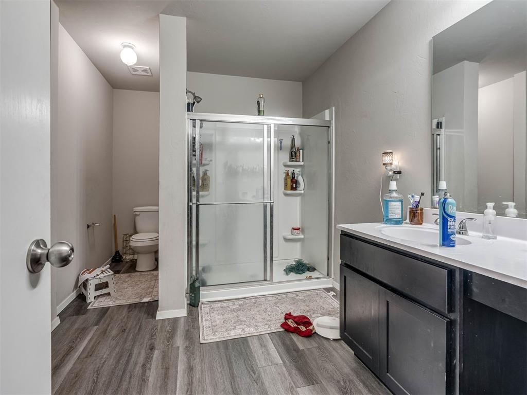 1411 Chuck Wagon Drive Property Photo 8