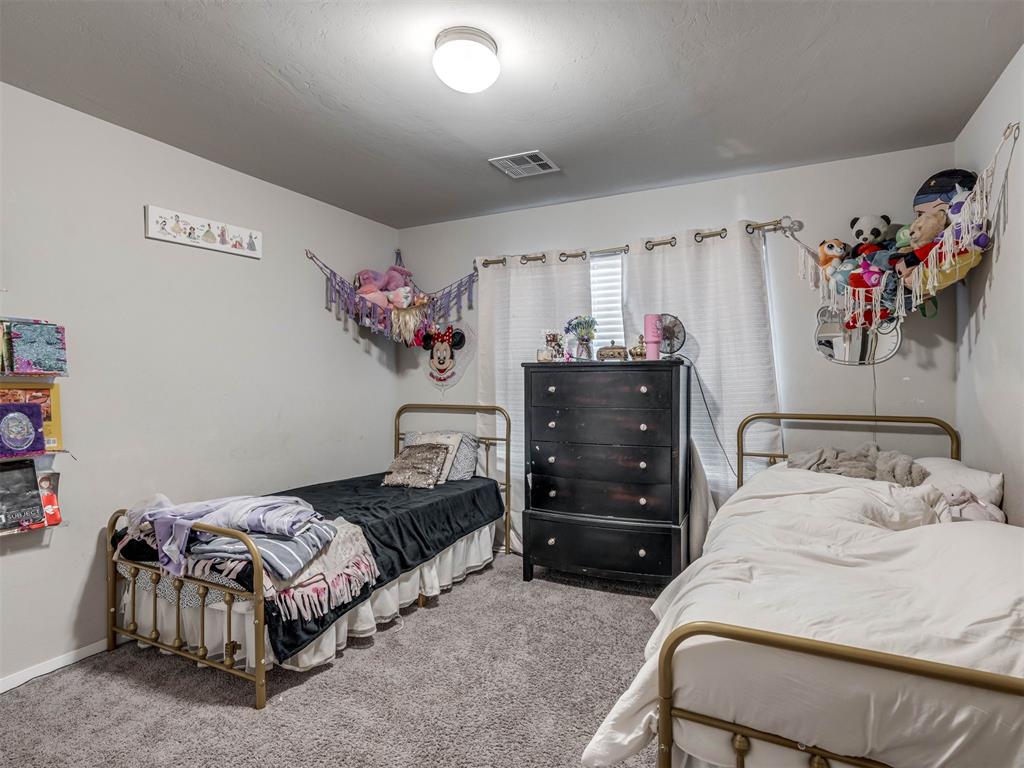 1411 Chuck Wagon Drive Property Photo 9