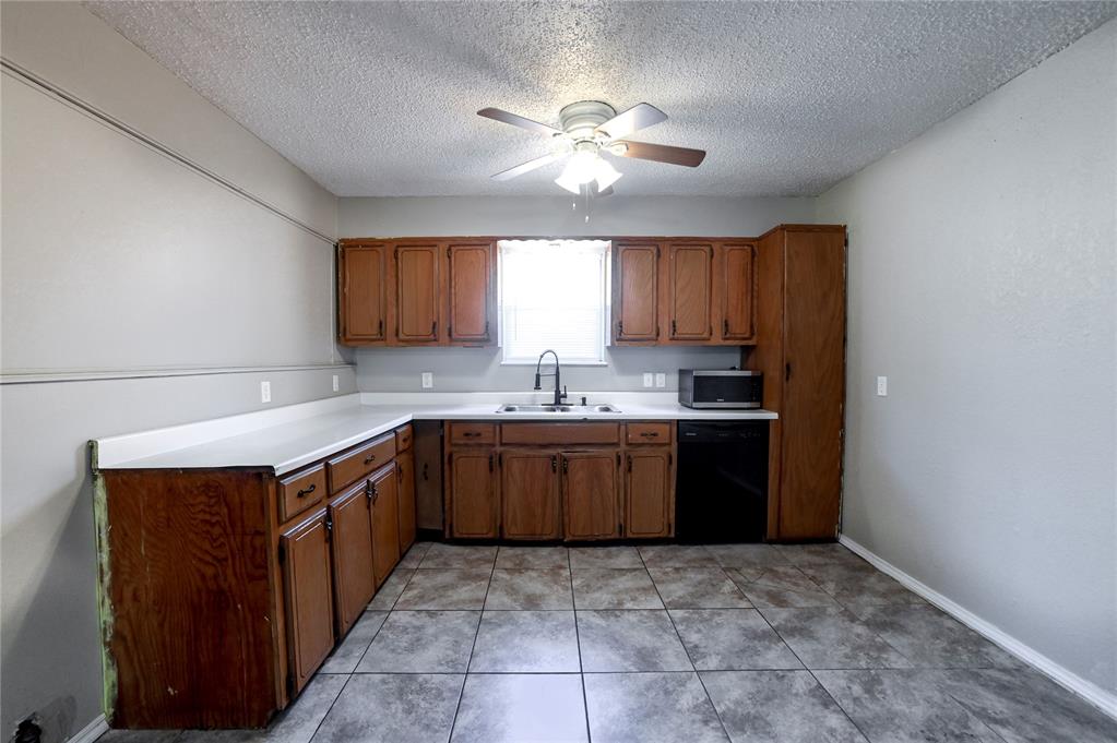 1625 Sw 31st Street Property Photo 11