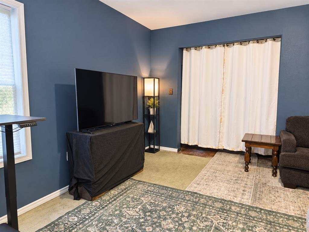 105 Se Adams Street Property Photo 2
