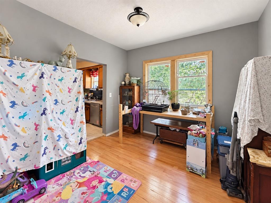 105 Se Adams Street Property Photo 13
