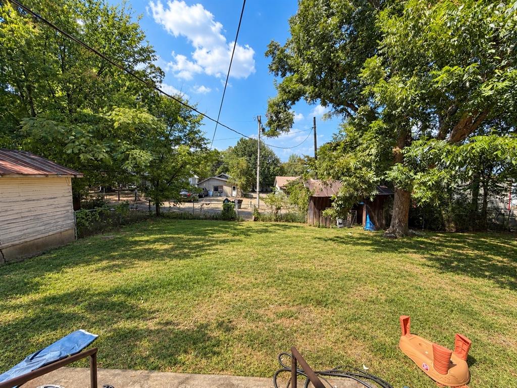 105 Se Adams Street Property Photo 15