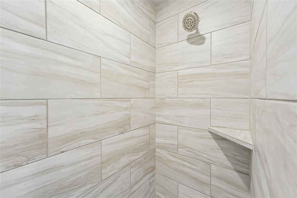 12401 Samara Drive Property Photo 17