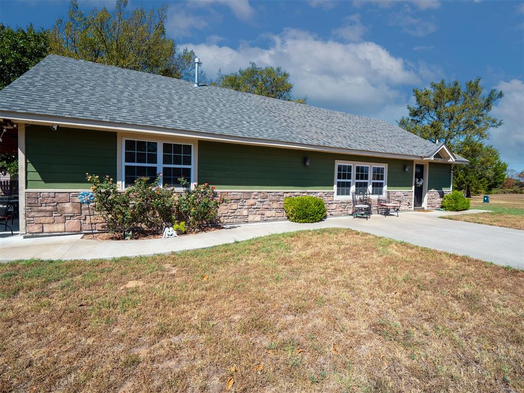 36130 E Highway 59 Highway Property Photo 1