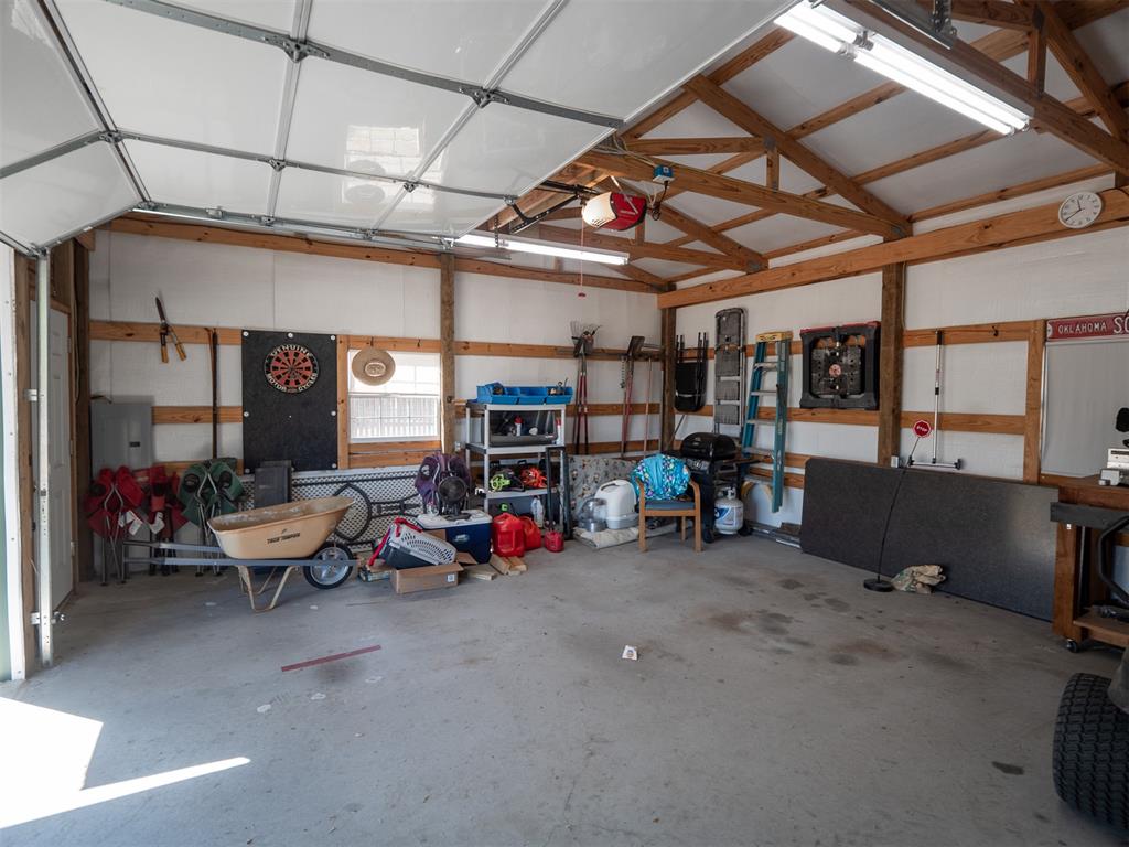 36130 E Highway 59 Highway Property Photo 9