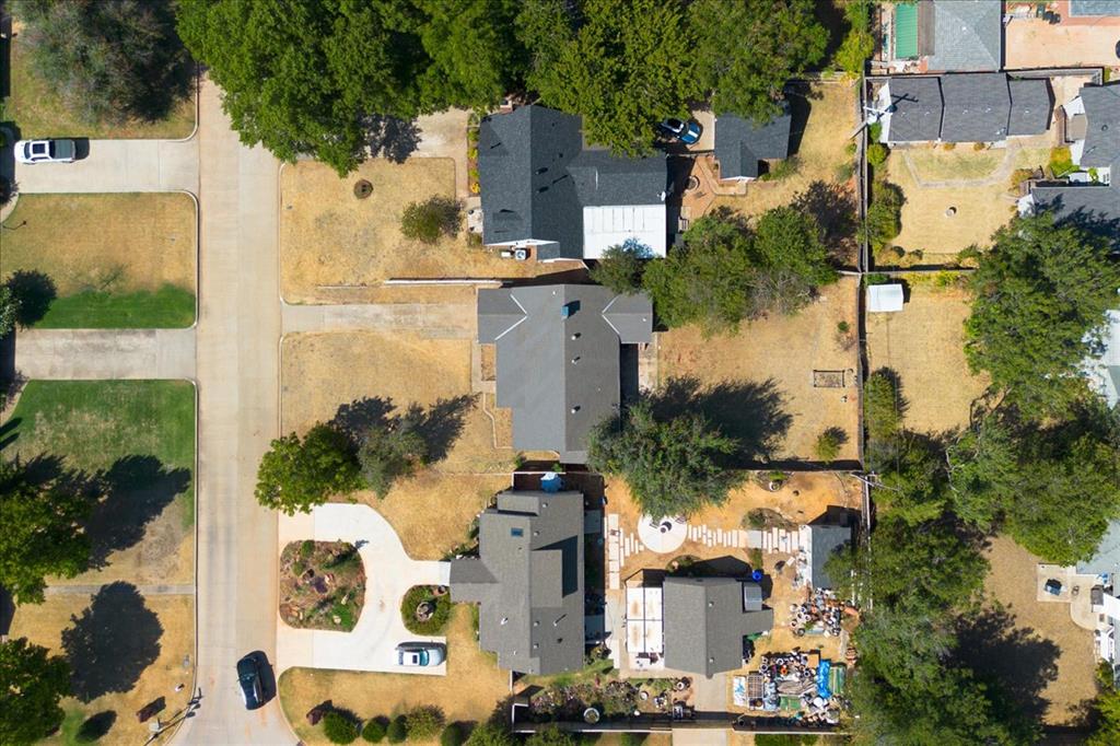 1103 Belford Avenue Property Photo 1