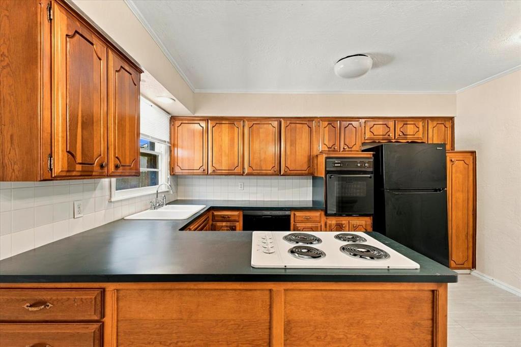 1103 Belford Avenue Property Photo 9