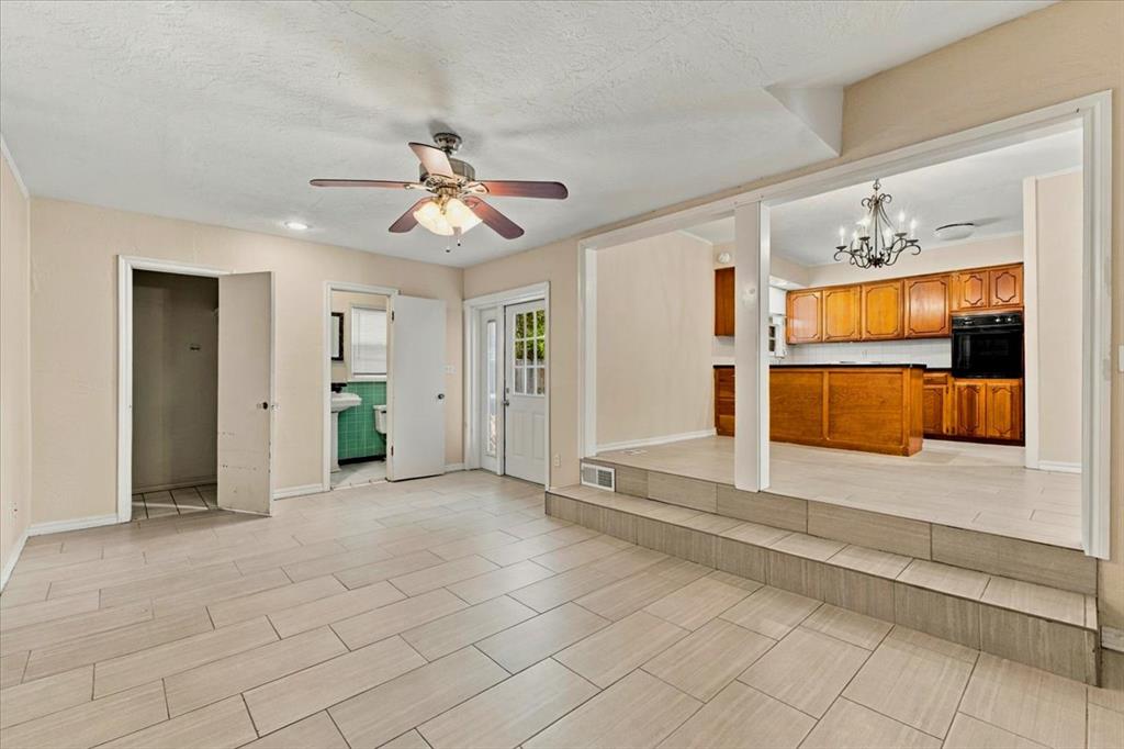 1103 Belford Avenue Property Photo 11