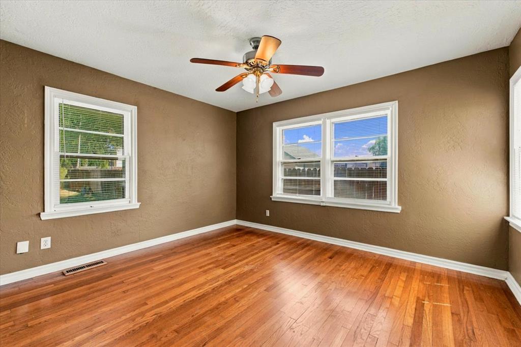 1103 Belford Avenue Property Photo 16