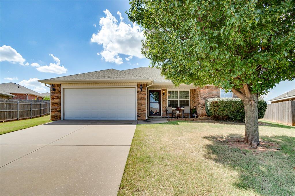 404 JB Street Property Photo 1