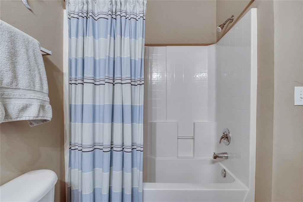 404 Jb Street Property Photo 23