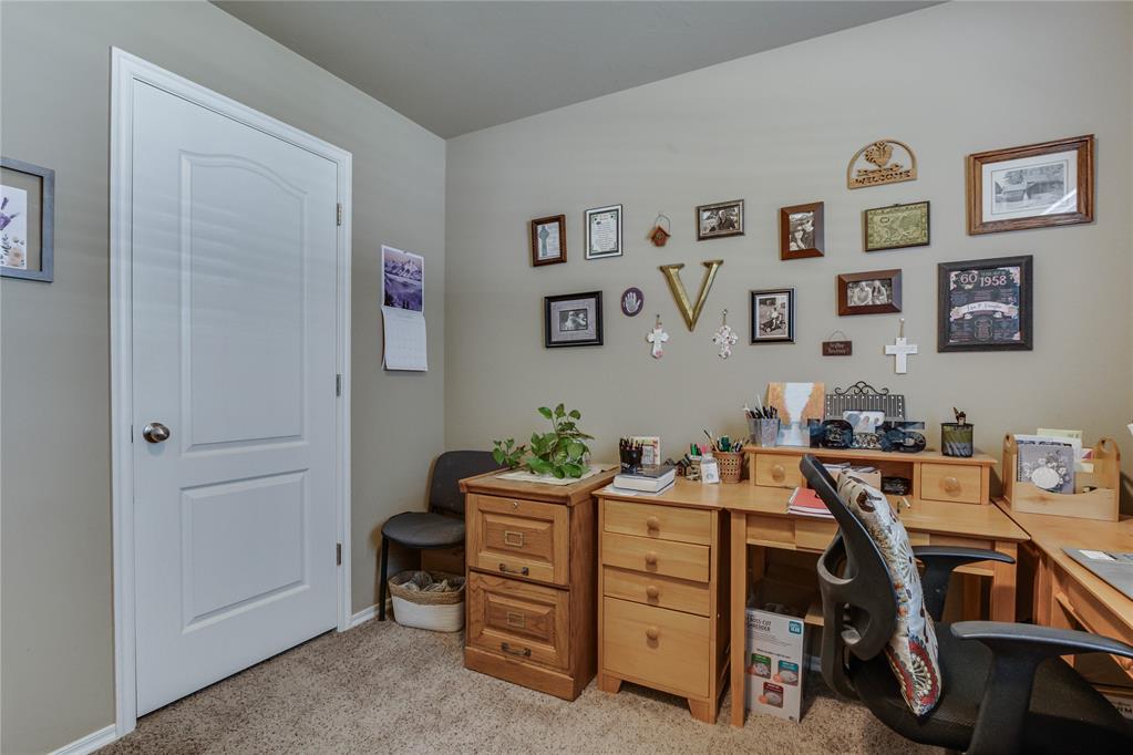 404 Jb Street Property Photo 26