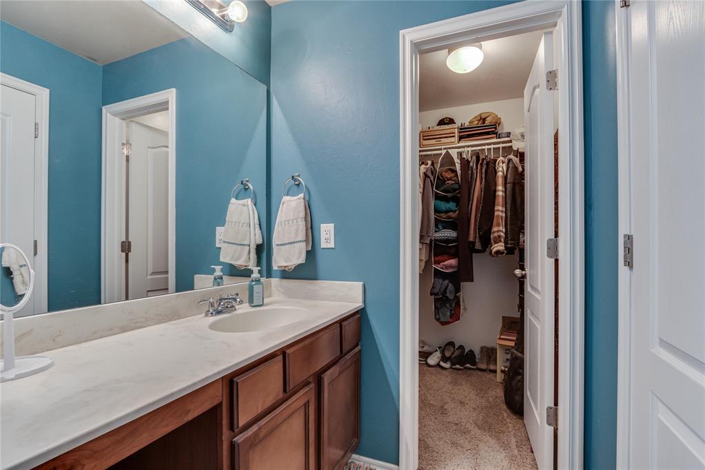 404 Jb Street Property Photo 36