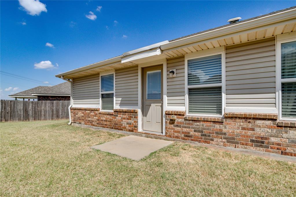 404 Jb Street Property Photo 41