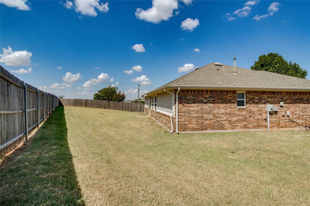 404 Jb Street Property Photo 43