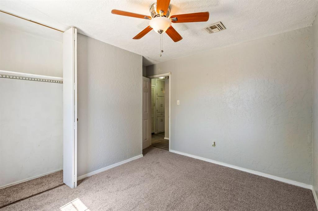 526 Nw Glendale Drive Property Photo 15