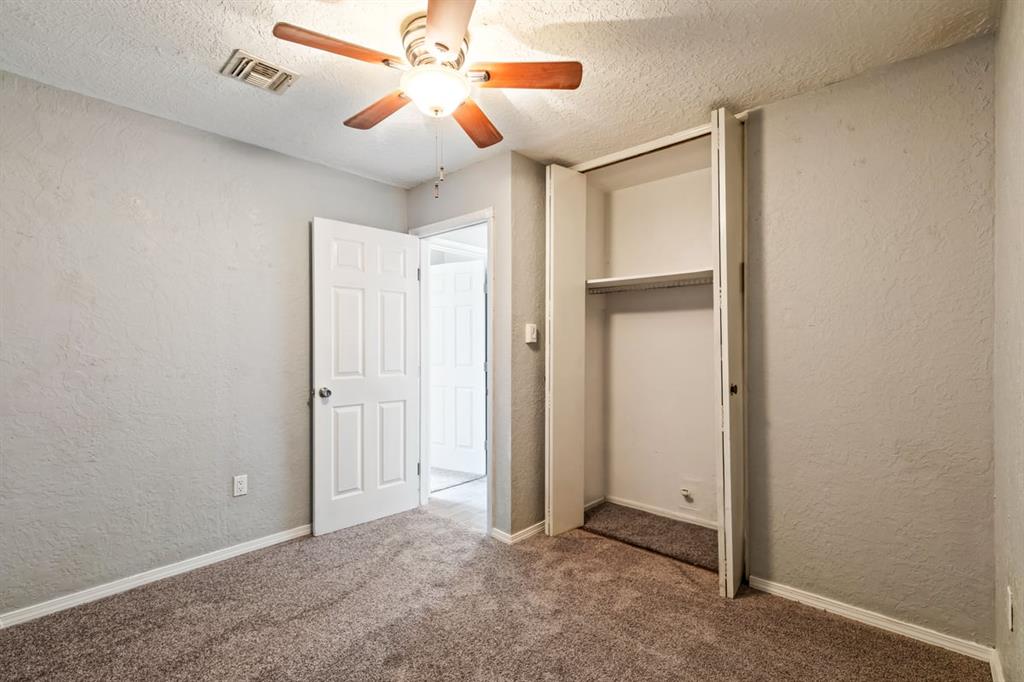 526 Nw Glendale Drive Property Photo 17