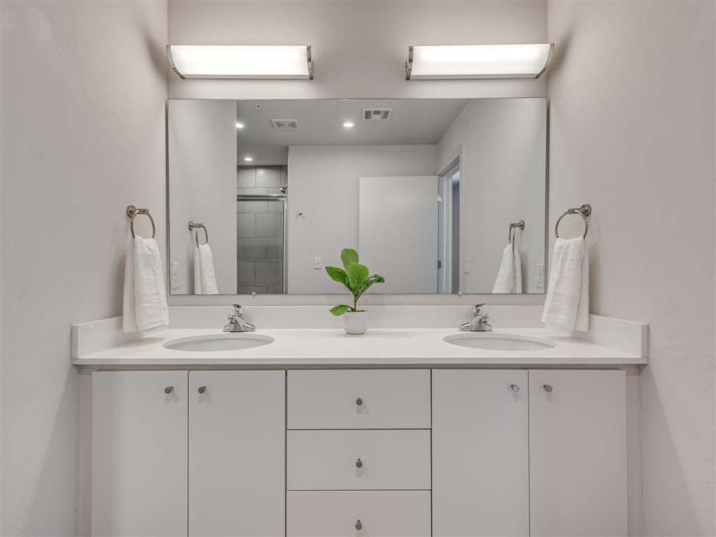 1249873 Property Photo 25