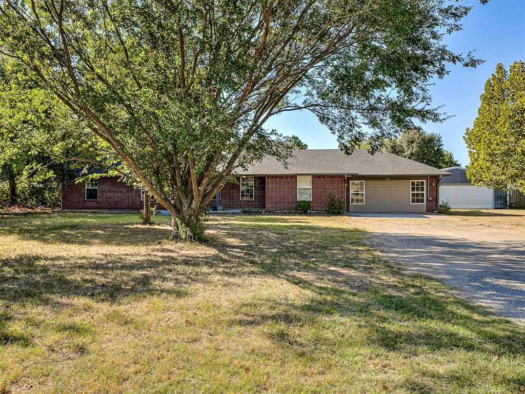 113 Kristin Property Photo 3
