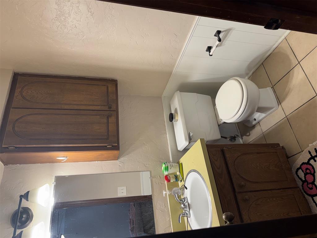 2230 Donna Drive 2232 Property Photo 11